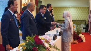 55 Dokter Baru FK UHT Resmi Dilantik, Siap Mengabdi untuk Negeri