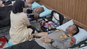 Sambut Hari Bhayangkara Ke-79, Polresta Sidoarjo Kumpulkan Darah untuk Kemanusiaan