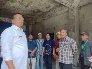 Komisi C Sidak di EksPasar Krian untuk Segera Dilakukan Pembangunan