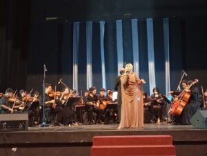 Saat Musik Pop hingga Dangdut Hadir di Panggung Orkestra Gado Gado Surabaya