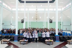Kuliah Tamu Fakultas Psikologi UHT Bahas Fandom, K-Pop, Game, dan TikTok dalam Perspektif Psikologi Sosial