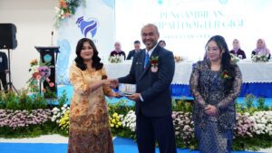 Langkah Awal Pengabdian, FKG UHT Kukuhkan Dokter Gigi Angkatan ke-83