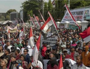 Pati Memanas, Desak Bupati Mundur