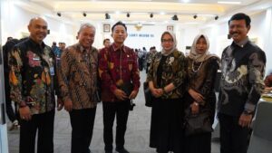 Rektor UHT Bersama Pimpinan PTKL Hadiri Kunjungan Kerja Komisi X DPR RI di Surabaya