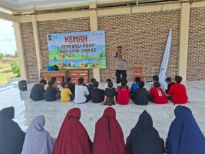 Polsek Krembung Bekali Santri Al Fatih dengan Wawasan Pencegahan Kenakalan Remaja dan Bijak Bermedia Sosial