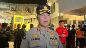 Mushola Ponpes Al Khoziny Ambruk, Polda Jatim Bantu Evakuasi Korban