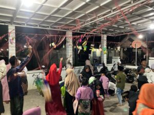 Tradisi Unik Rebutan Alat Dapur dalam Peringatan Maulid Nabi Muhammad SAW
