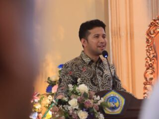 Dorong Transformasi Hijau dan Digital, Wagub Emil Dardak Buka Konferensi Internasional ICEBEMA 2025 di Unitomo Surabaya
