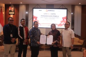 Unitomo Surabaya dan Bawaslu Jalin Sinergi Literasi Data  Awasi Pemilu