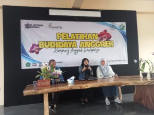 Tumbuhkan Minat Budidaya Anggrek, Dinas Pangan dan pertanian gelar pelatihan budidaya di Desa Dadaprejo