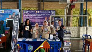 UHT Surabaya Perkuat Sinergi Pendidikan di Campus Expo SMA Hang Tuah 1 Surabaya