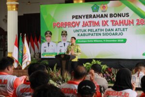 Pemkab Sidoarjo Serahkan Bonus Porprov Jatim 2025, Bupati Subandi Janji Naikkan Reward Atlet