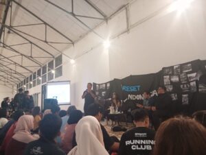Bedah Buku Reset Indonesia di Surabaya, Gagasan Perubahan untuk Indonesia Lebih Baik