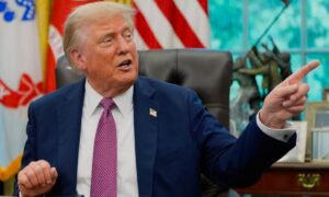 Trump Ancam Tarif demi Tekan Negara yang Tolak Rencana Kuasai Greenland