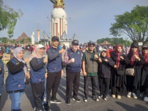Hangatnya CFD Sidoarjo, Ketua DPRD Turun Menyapa Warga