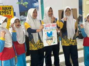Sambut Ramadan Hijau dan Hari Peduli Sampah, SMA Al Muslim Gandeng Ecoton Gelar Brand Audit Sampah Kurangi Sampah Plastik