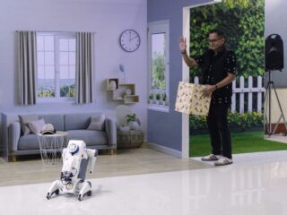 ITS Perkenalkan RoboDog, Robot Anjing yang Bisa Dikendalikan Ribuan Kilometer