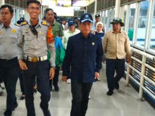 Menteri Lingkungan Hidup Nilai Sistem Kebersihan di Terminal Purabaya Belum Ideal