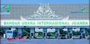 Cuaca Ekstrem Hantam Sidoarjo, 15 Penerbangan di Juanda Kacau!