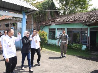 Bangunan Sekolah Nyaris Roboh, Wabup Perintahkan Renovasi Total