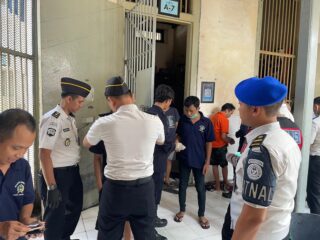 Lapas Sidoarjo dan Polisi Intensifkan Razia Hunian Jelang Hari Bhakti Pemasyarakatan
