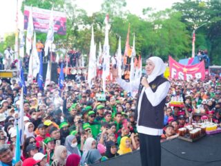 Khofifah Luncurkan Paket Kebijakan Pro-Buruh di May Day 2026