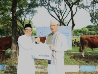 Bandara Juanda Salurkan 1,2 Ton Bantuan Protein Hewani untuk Warga Sekitar