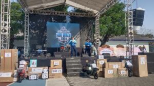 Ratusan Civitas Akademika UHT Rayakan Puncak Dies Natalis ke-39 dengan Senam dan Jalan Sehat