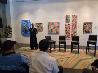 ARTOTEL Hayam Wuruk Surabaya Gelar Pameran 'Fraktal', Sajikan 25 Karya Tiga Seniman Visual