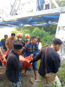 Pencarian Berakhir, Pemancing Tenggelam di Kali Lamong Ditemukan