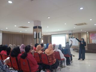 Pemkot Surabaya Tingkatkan Kapasitas SDM Perempuan Bangun Usaha Mandiri