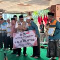 Menag Haji Irfan Yusuf Sambut Kepulangan Jamaah Haji Kloter 65 Asal Mojokerto