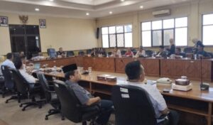Retribusi Pasar Dikeluhkan, Komisi B DPRD Sidoarjo Panggil Disperindag