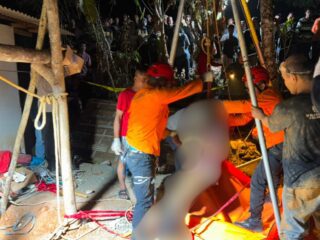 Evakuasi Dramatis! Dua Pekerja Tewas Tertimbun Longsor di Dasar Sumur 13 Meter