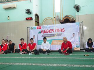 Masif! 12.161 Masjid di Jatim Kompak Serentak Gelar Bersih-bersih