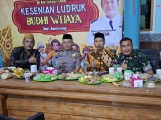Usai Ruwat Desa, Kapolsek Jabon Rangkul Tokoh Agama dan Warga Jaga Kamtibmas