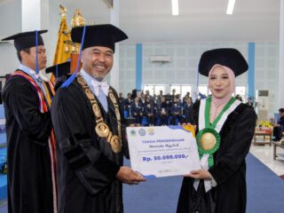 Olah Limbah Udang-Kepiting Jadi Material Gigi, Sularsih Dikukuhkan Jadi Guru Besar UHT