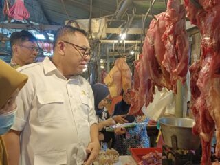 Harga Daging Sapi di Sidoarjo Tembus HET, DPRD Ancam Tindak Penimbun