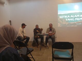 WALHI Jatim Gelar Diskusi Publik, Muni: Konflik Berdarah di Indonesia Bermula dari Perebutan Sumber Daya Alam