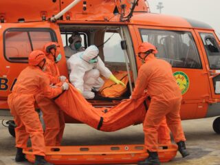 Evakuasi Jalur Udara, 7 Korban KM Virgo Transport 8 Dibawa ke Banjarmasin