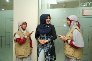 Polosnya Jurnalis Cilik Surabaya Bikin Senator Ning Lia Bikin Senyum-Pesan Gemes