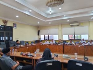 Tindak Lanjut Keluhan Warga, DPRD Sidoarjo Bakal Sidak dan Panggil Ulang OPD Terkait Kabel Semrawut