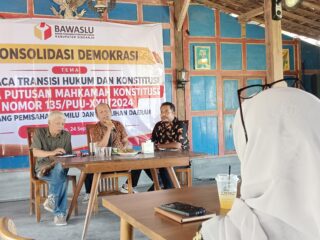 Bawaslu Sidoarjo Bedah Putusan MK Pemisahan Pemilu: Nasib Jabatan DPRD Dipertanyakan