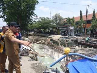 Kejar Target Selesai Desember, Proyek Jembatan Candinegoro Dikebut 24 Jam