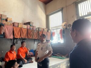 Kalapas Sidoarjo Blusukan ke Blok Hunian, Cek Langsung Fasilitas Warga Binaan