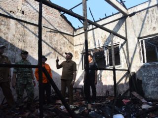 KB/TK di Sidoarjo Terbakar, Bupati Subandi Pastikan Perbaikan Kilat
