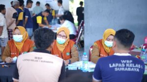 Cek Kesehatan Gratis di Lapas Surabaya, 100 Warga Binaan Blok A Disasar