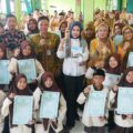 Wabup Mimik Idayana Jadi Inspirasi Buku Karya Siswa MTsN 4 Sidoarjo